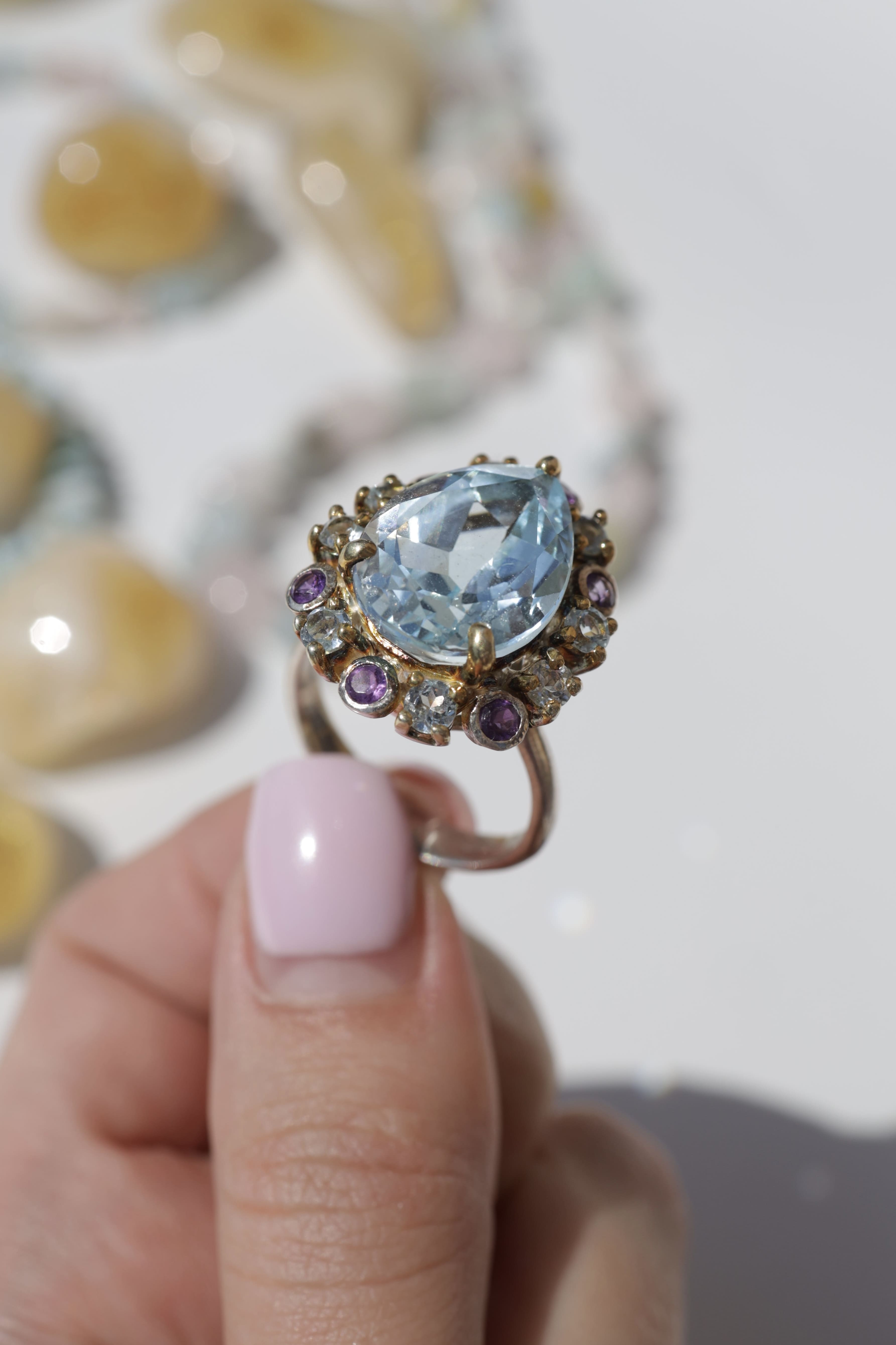 украшения из янтаря