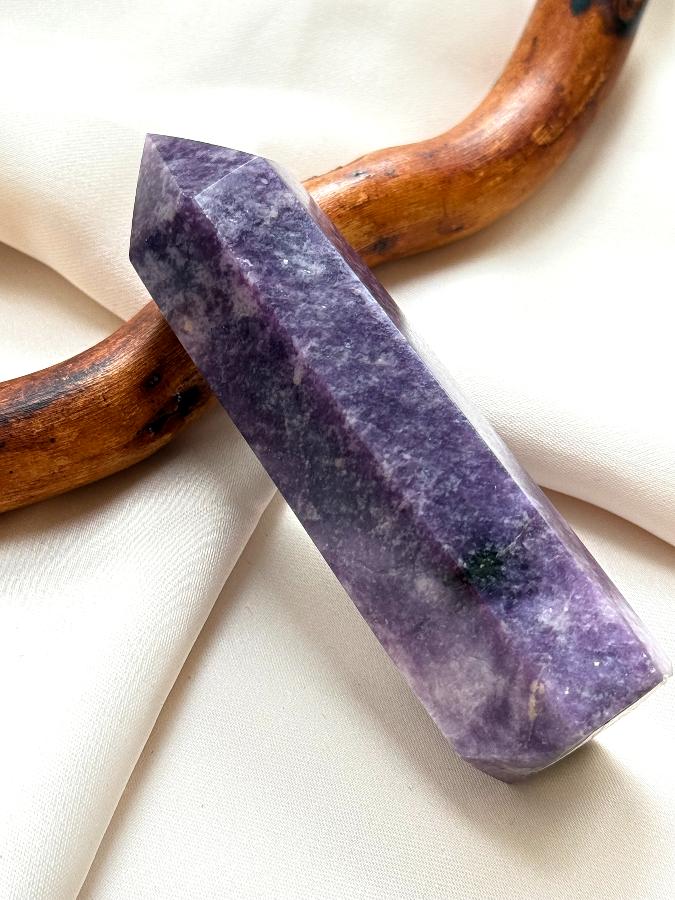 Столбик (обелиск) из лепидолита, 9 х 2 см ST-0051, фото 1