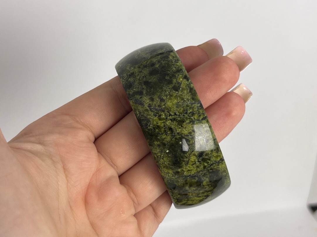 купить Браслет из цельного змеевика , фото 2