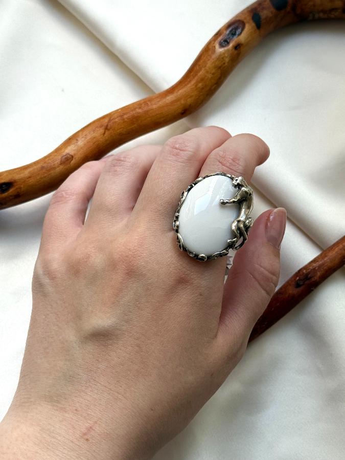 купить Кольцо из серебра с кахолонгом,19,5 размер  , фото 4