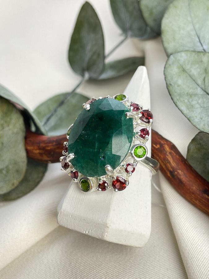 купить Кольцо из серебра с изумрудом (зеленый берилл), 19,0 размер , фото 4