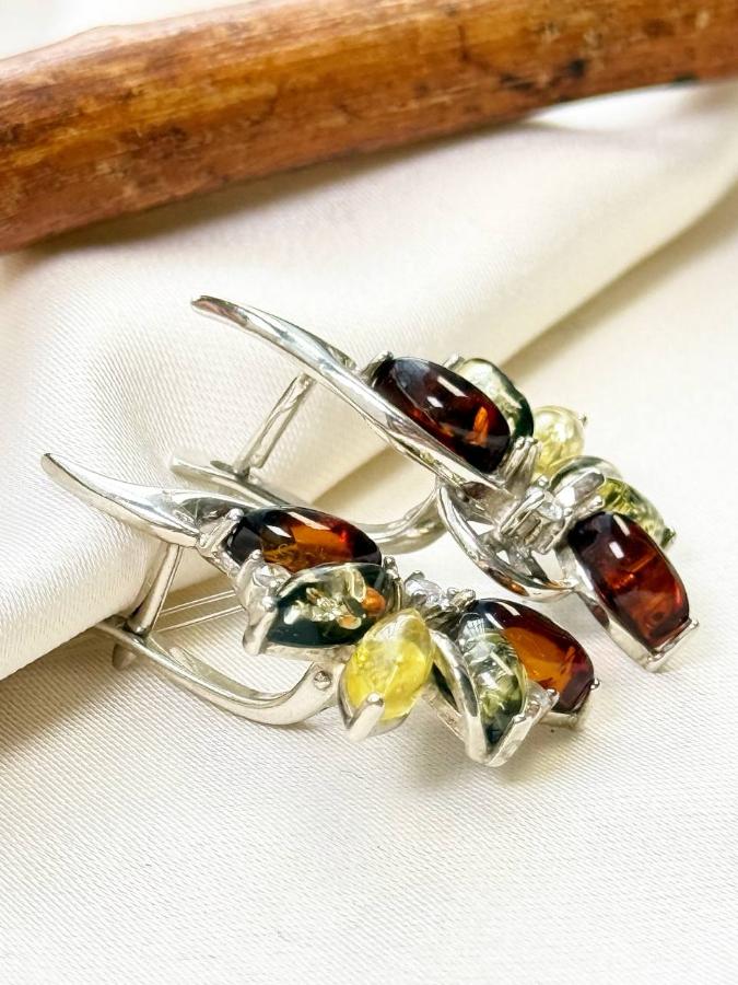 купить Серьги из серебра с янтарным миксом , фото 1