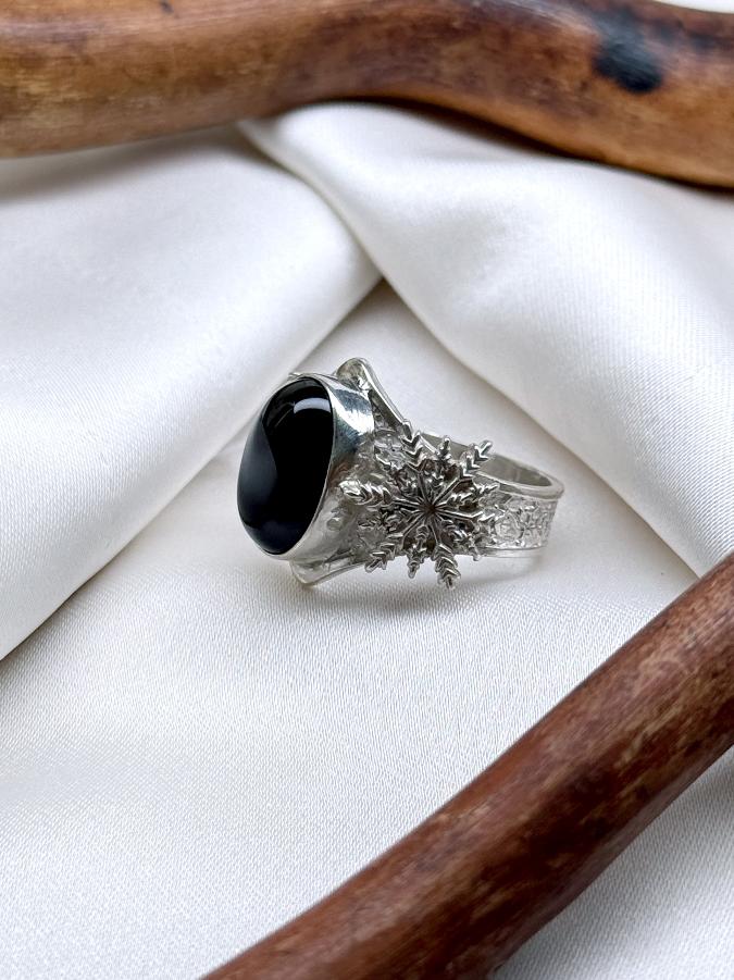 купить Кольцо из серебра с черным агатом, 18 размер  , фото 2