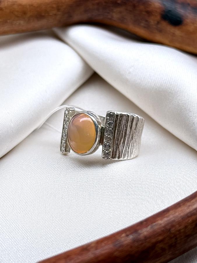купить Кольцо из серебра с опалом, 17,8 размер  , фото 1