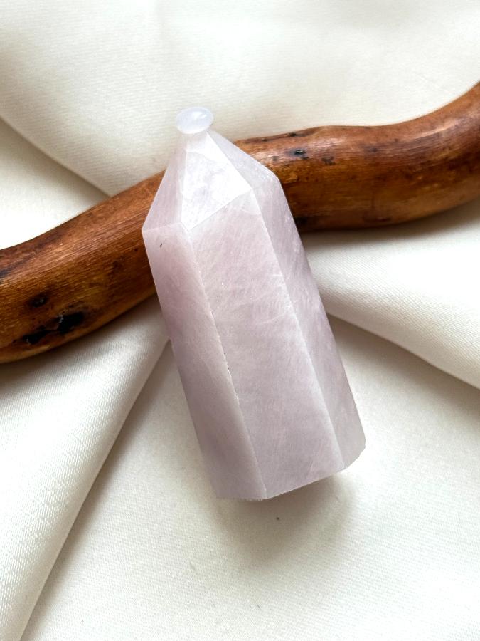 Столбик (обелиск) из кунцита 5 х 2 см U-0045, фото 2